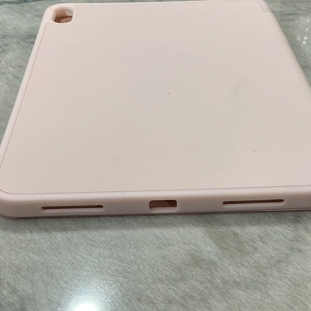 Sleek Pink Tablet Cover